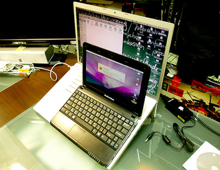 Illustration for article titled MacBook Nano Looks Like It Came from Cupertino